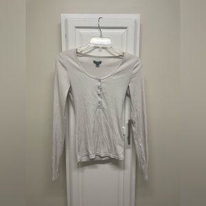 White Wild Fable Long Sleeve T - Women's XS